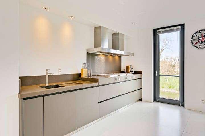 Foto 13 van Bekaf 14