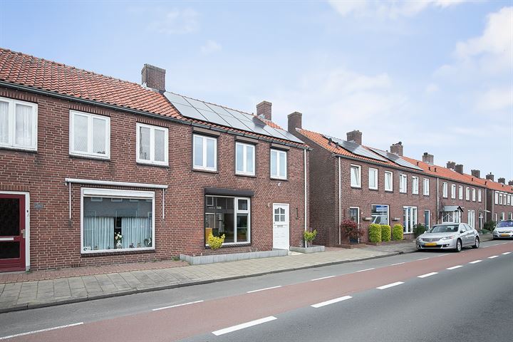 Bekijk foto 23 van Strijenstraat 26