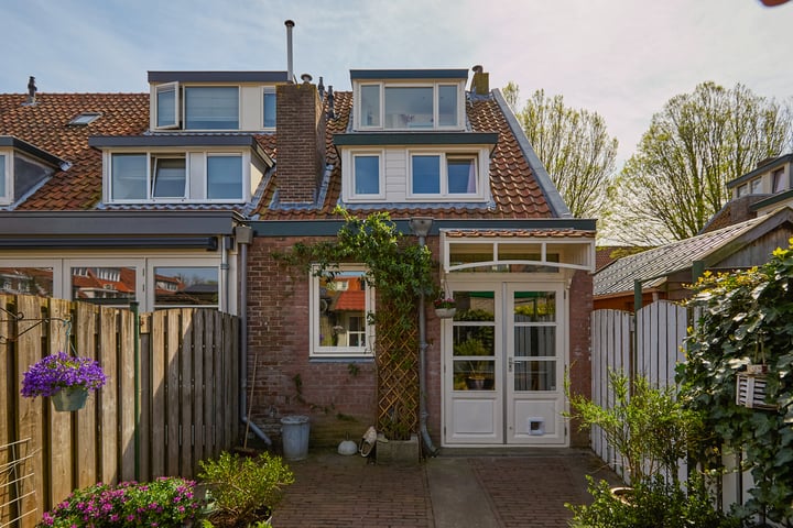 Bekijk foto 44 van Anemonenstraat 1