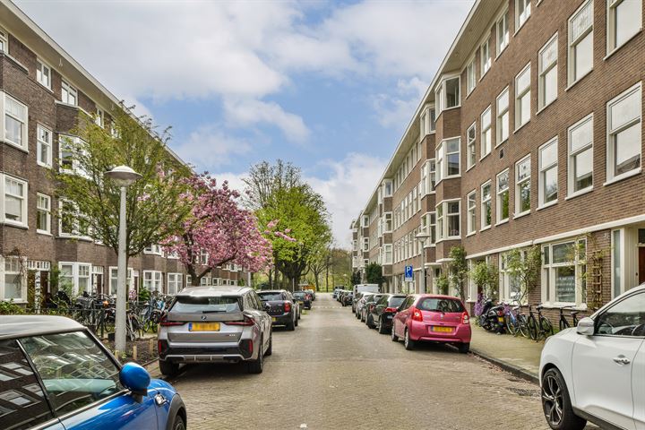 Bekijk foto 28 van Eemsstraat 52-II