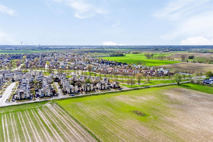 Bekijk foto 44 van Valburgseweg 113