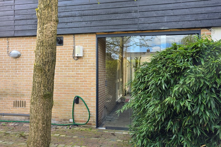 View photo 78 of Vechtlaan 106