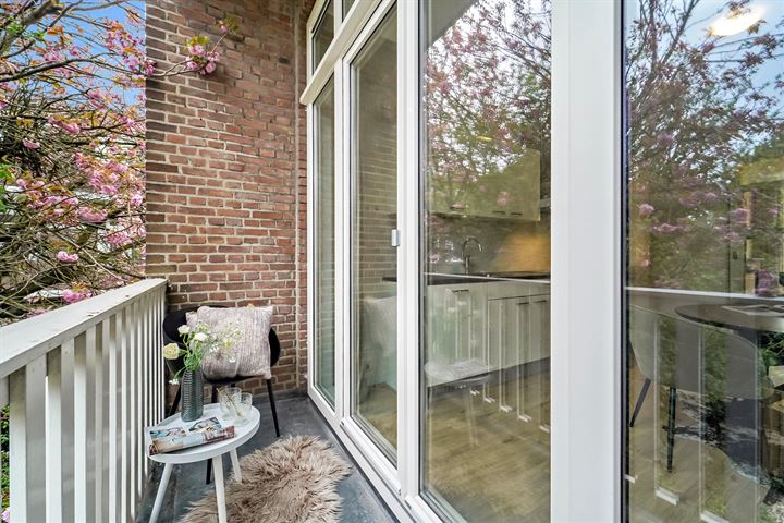 Bekijk foto 16 van Loudonstraat 52