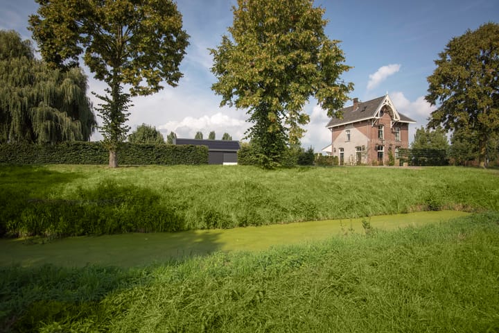 Photo 31 of Stationsweg 3