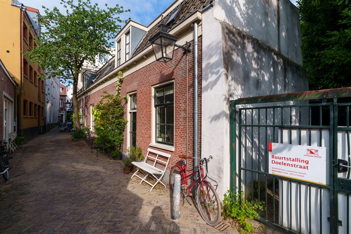 Bekijk foto 3 van Doelenstraat 6