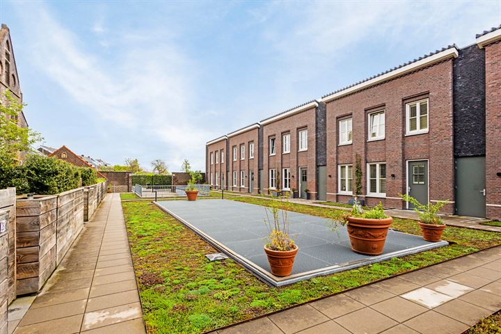 Bekijk foto 41 van Carmelitessenstraat 44