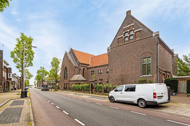 Bekijk foto 43 van Carmelitessenstraat 44