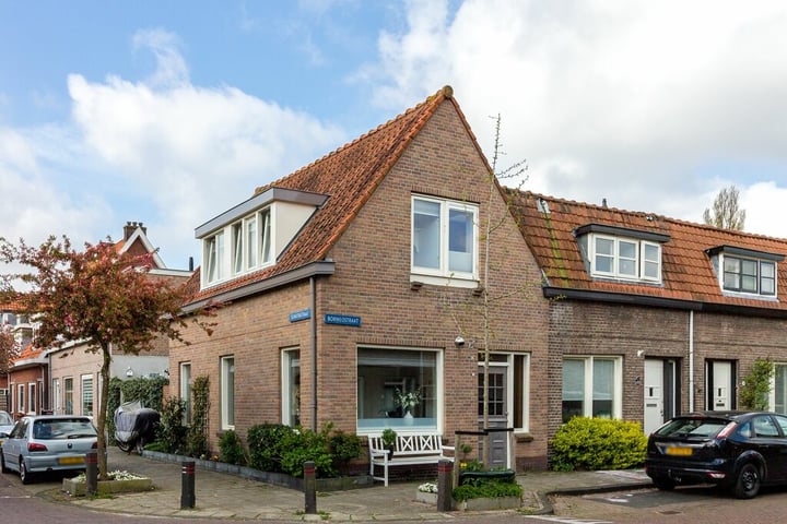 View photo 1 of Borneostraat 28