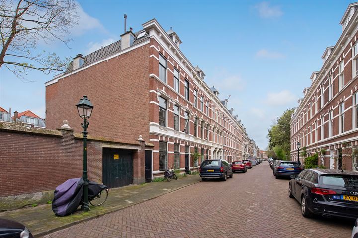 View photo 38 of Delistraat 67