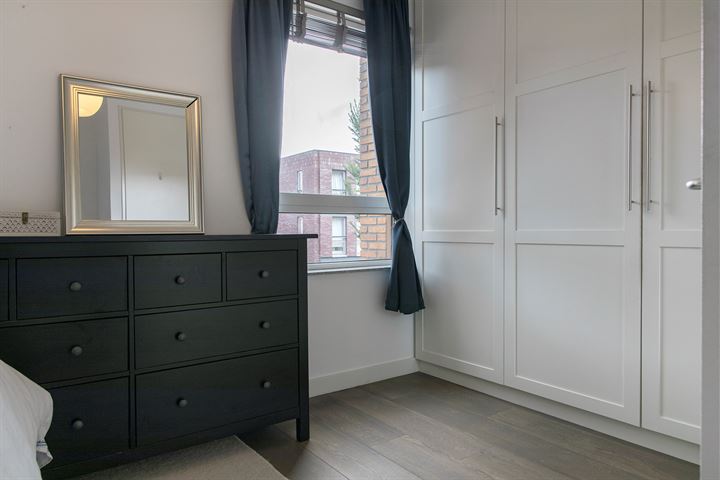 View photo 20 of Pieter Oosterhuisstraat 62-PP