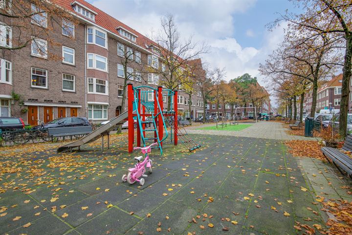 Bekijk foto 44 van Bennebroekstraat 15-2