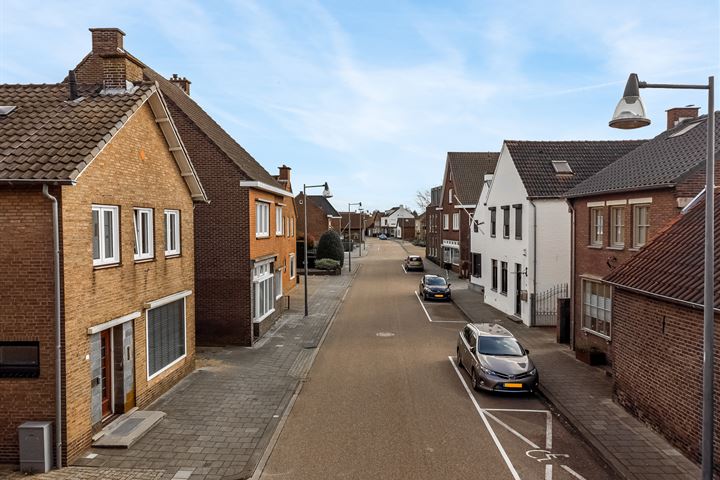 Bekijk foto 3 van Dorpstraat 61