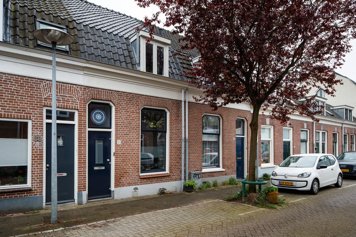 Bekijk foto 1 van Oudwijkerveldstraat 51