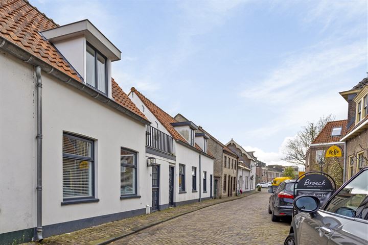 View photo 21 of Broeckerstraat 7