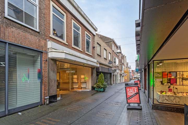 Bekijk foto 1 van Noordstraat 74-.