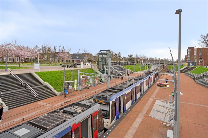 Bekijk foto 48 van Stationsstraat 74-A