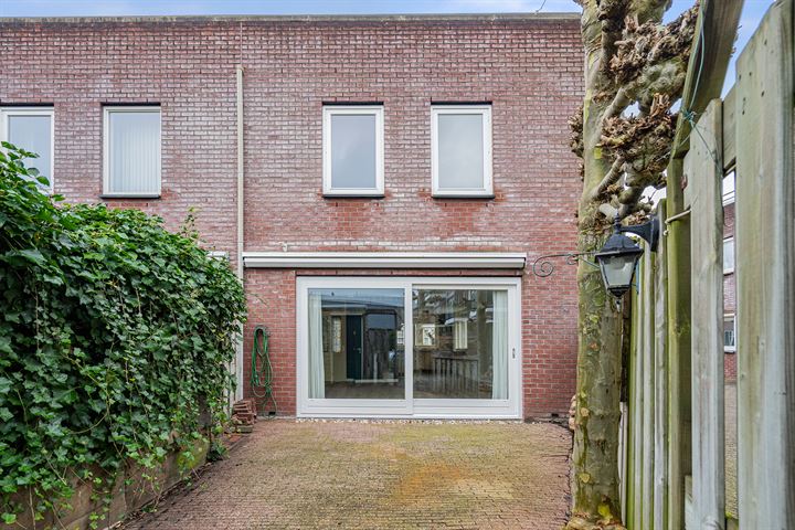 Bekijk foto 34 van Adam Pijnackerstraat 3