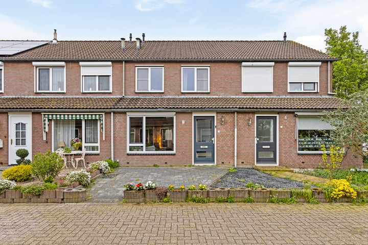 Bekijk foto 1 van Ausemsstraat 35