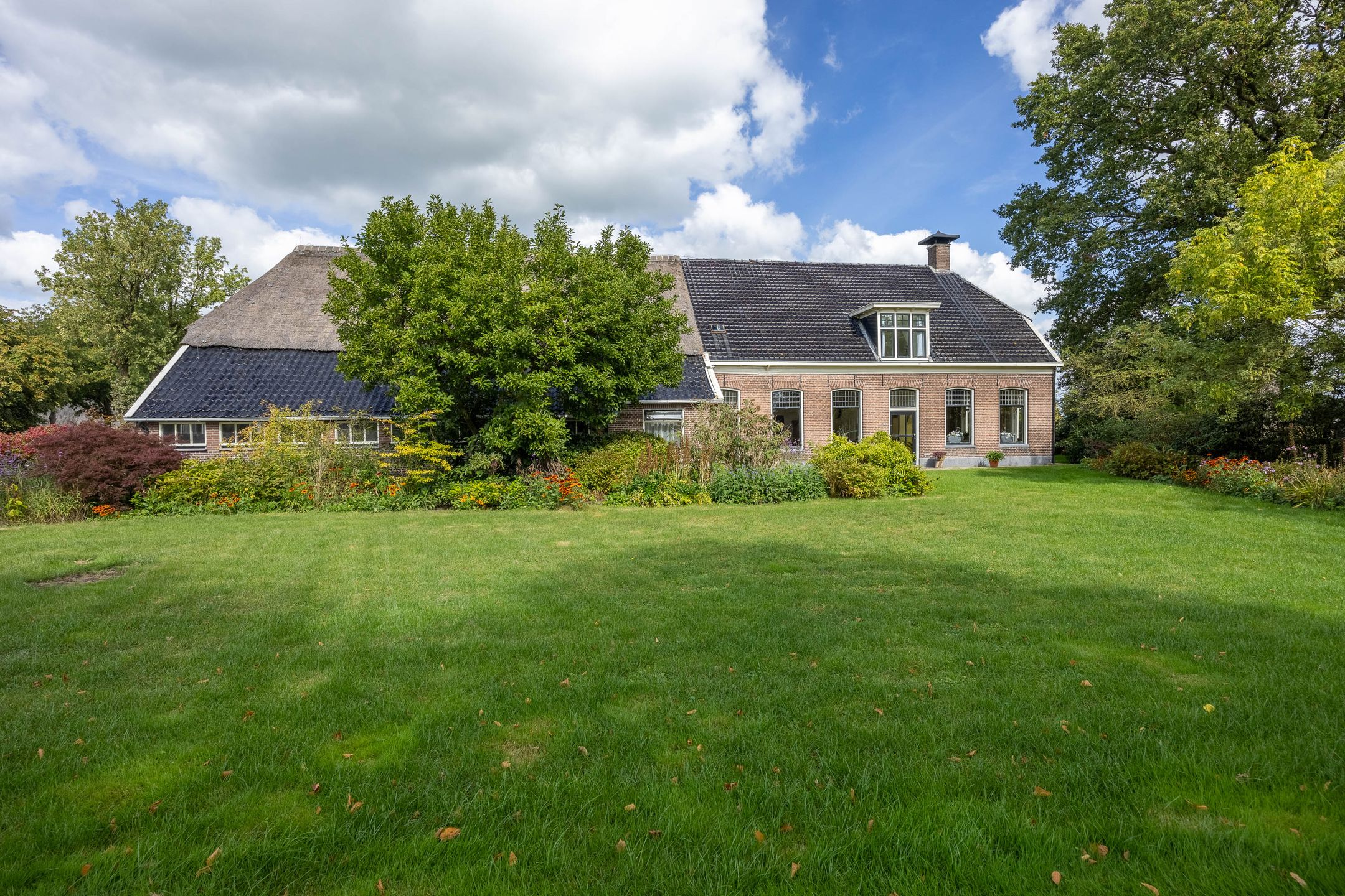 Photo 3 of Dorpsstraat 1