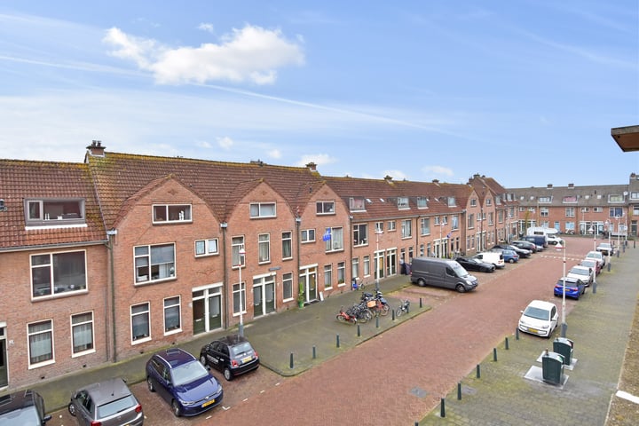 View photo 41 of Zeezwaluwstraat 47