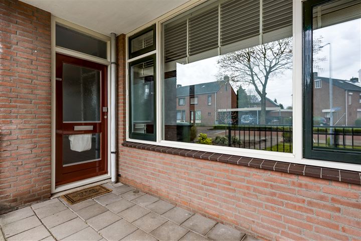 Bekijk foto 4 van Burg. Janssenring 39