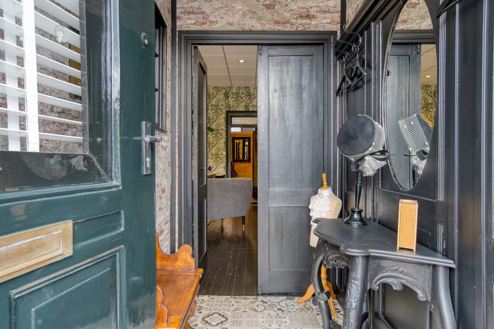 Photo 6 of Voorstraat 17