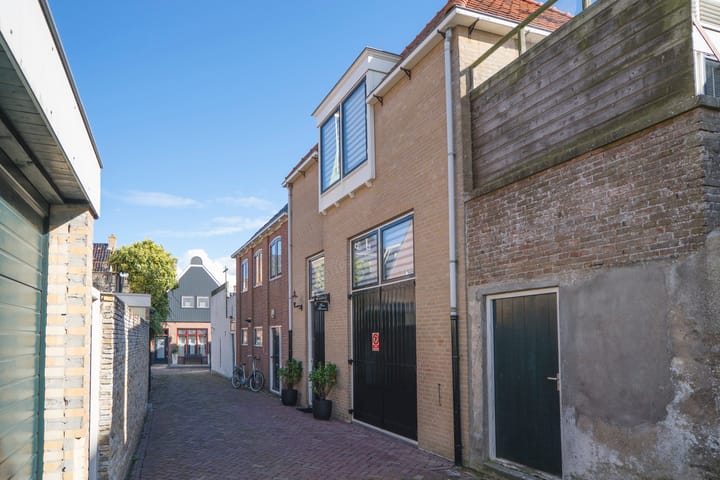 Photo 13 of Voorstraat 17