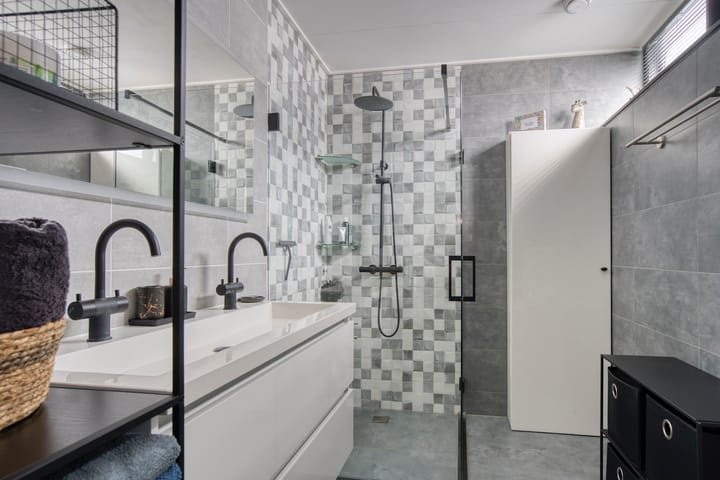 Photo 34 of Voorstraat 17