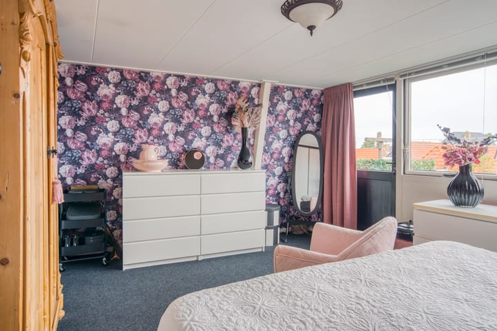 Photo 41 of Voorstraat 17