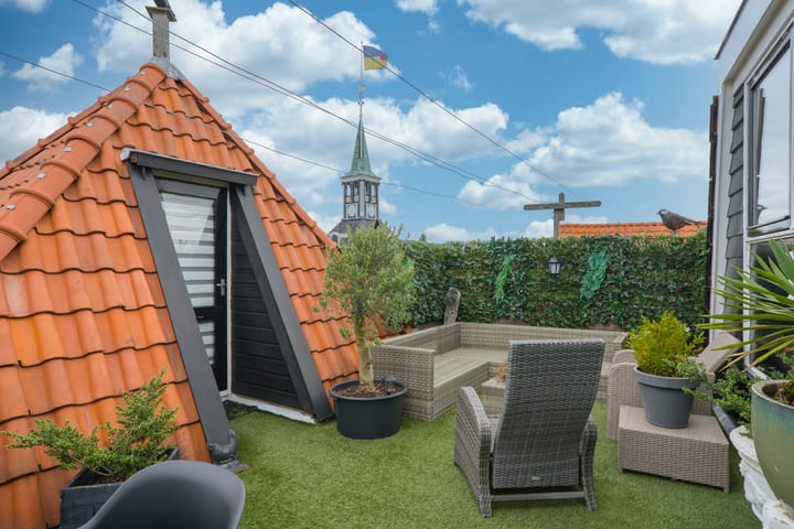 Photo 44 of Voorstraat 17