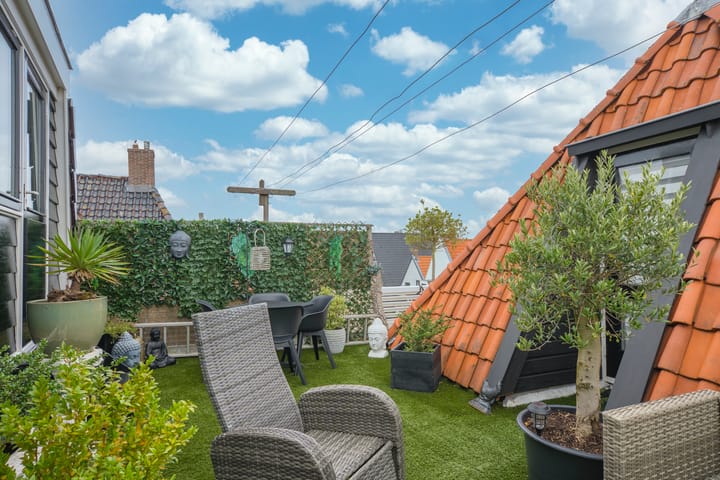 Photo 45 of Voorstraat 17