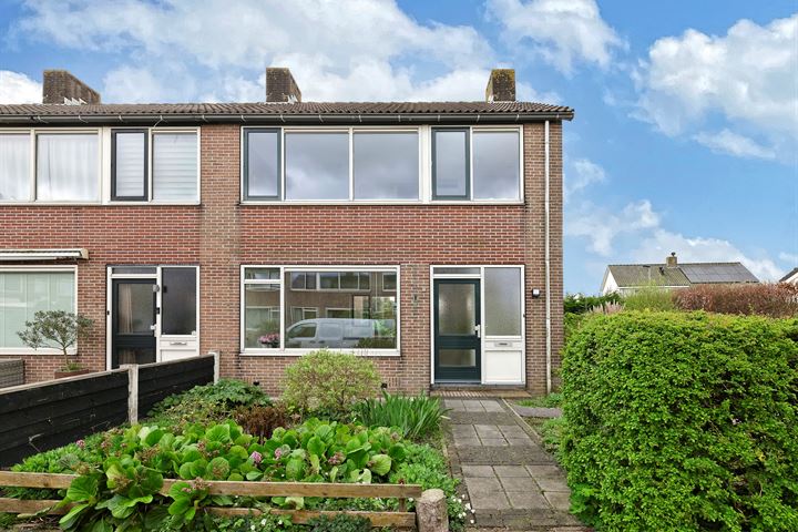 Bekijk foto 1 van Prins Bernhardstraat 13