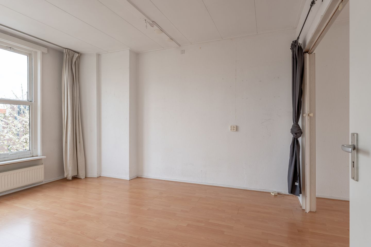 Photo 14 of Vredenoordlaan 50-C