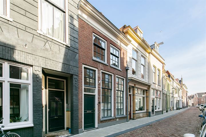 View photo 2 of Boven Nieuwstraat 103