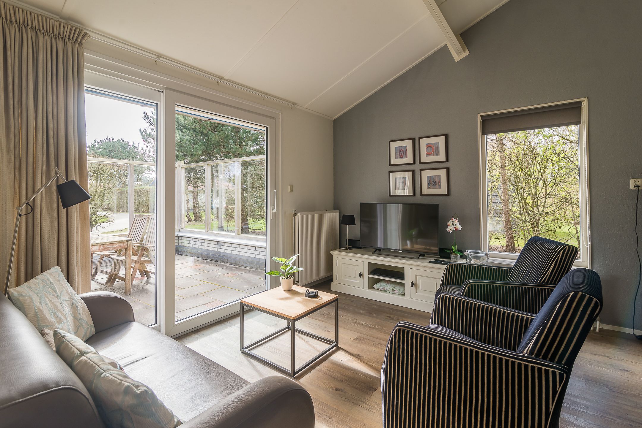 3-bedroom freehold villa in Hollum — photo 3 of 5