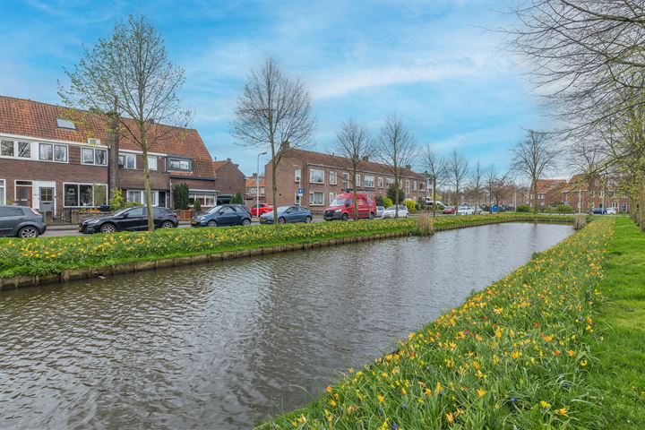 Bekijk foto 48 van De Genestetstraat 20