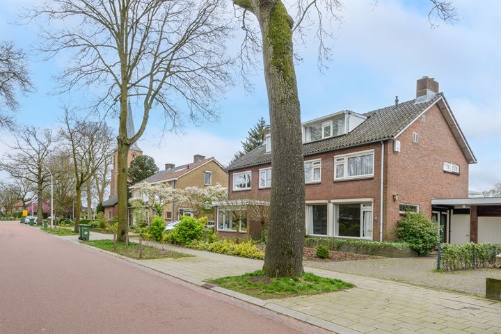 Bekijk foto 40 van Korte Bredestraat 47