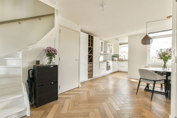 Bekijk foto 10 van Zaanstraat 27