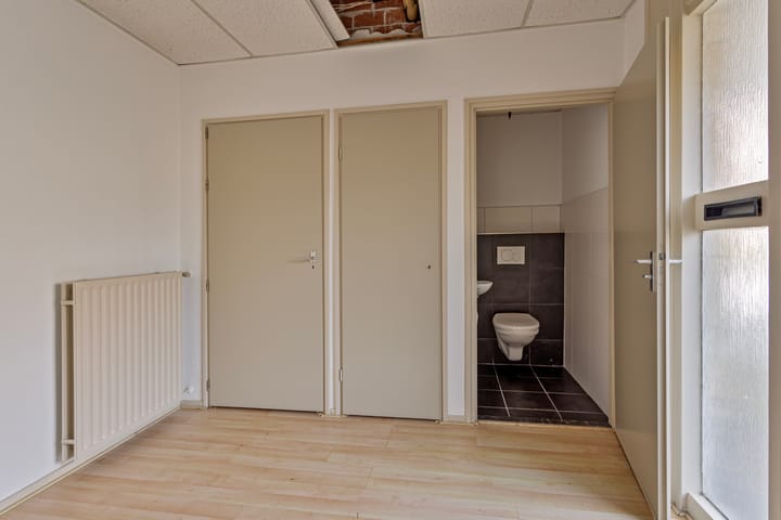 Photo 30 of Jacob van Houtestraat 16