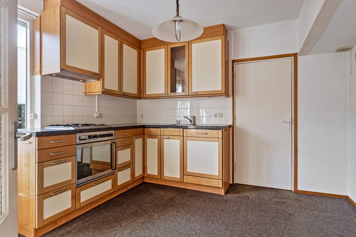 Photo 9 of Jacob van Houtestraat 16