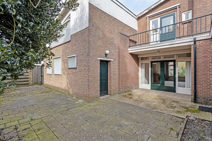 Photo 41 of Jacob van Houtestraat 16