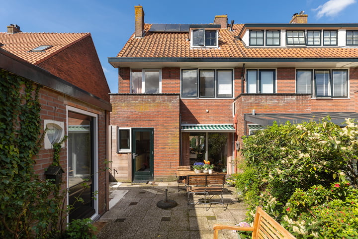 Bekijk foto 31 van Van Hoornstraat 41