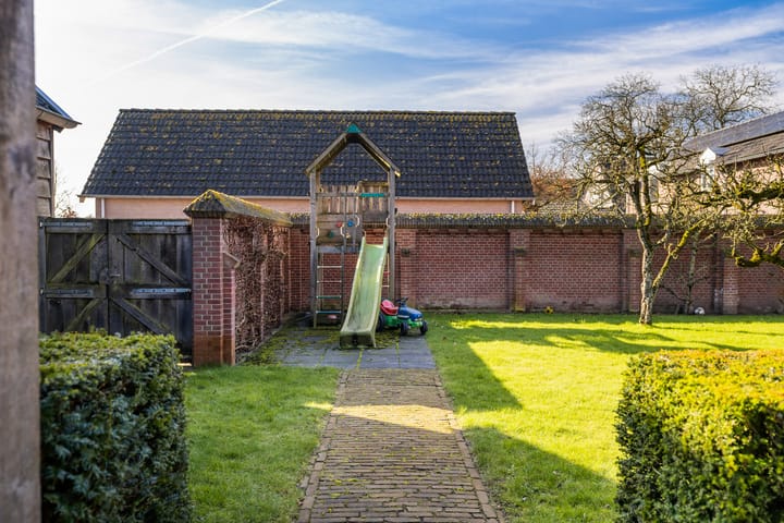 Photo 66 of Kerkstraat 27-A