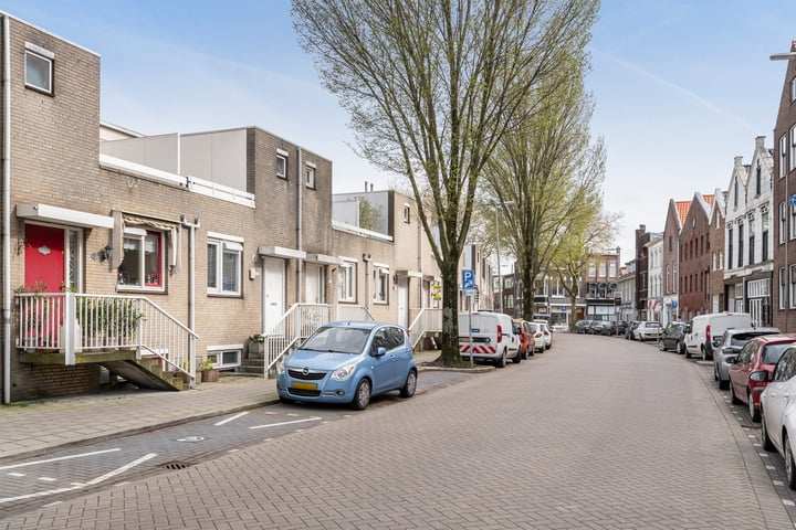 Bekijk foto 42 van Vlaardingerstraat 18