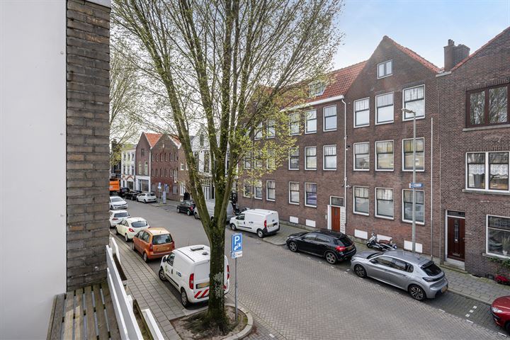 Bekijk foto 29 van Vlaardingerstraat 18