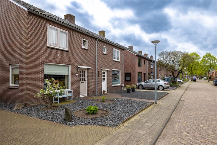 Bekijk foto 37 van Groen van Prinstererstraat 8