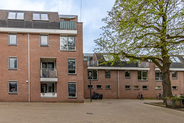 Bekijk foto 5 van Haarstraat 108