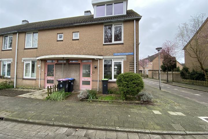 Bekijk foto 1 van Margaretha Plaisierstraat 45