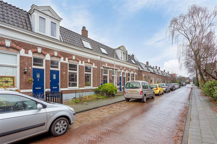 Bekijk foto 21 van Joannes Tolliusstraat 4