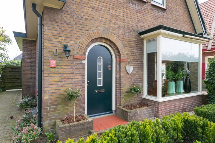 Bekijk foto 10 van Pastoor Thuisstraat 16